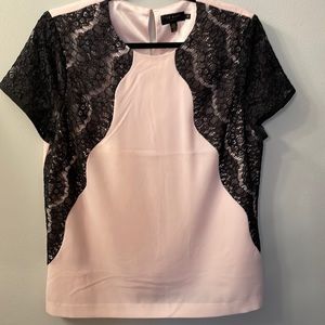 Beautiful Ted Baker blush and white lace sleeve tee